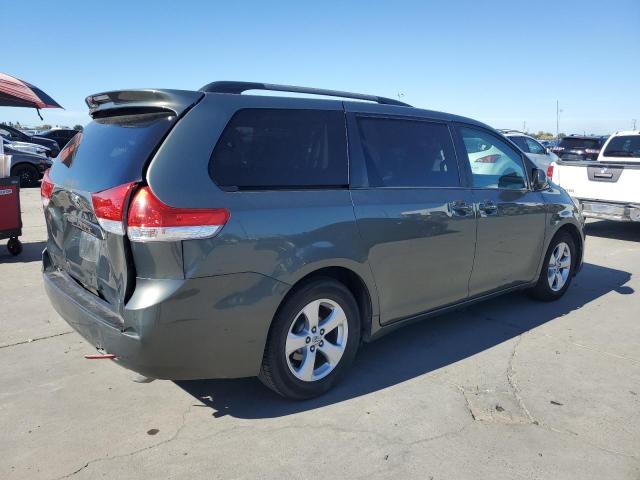 Photo 3 from auction – 2014 TOYOTA SIENNA LE with VIN 5TDKK3DCXES416103