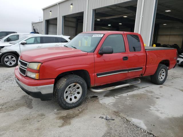 CHEVROLET SILVERADO 2006 with VIN 1GCEK19B06Z239918 - Photo from auction