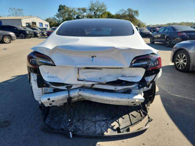 Photo 6 from auction – 2018 TESLA MODEL 3 with VIN 5YJ3E1EB7JF108634