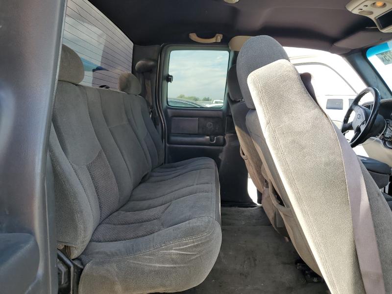 Photo 10 from auction – 2003 CHEVROLET SILVERADO with VIN 1GCEC19V13Z334815