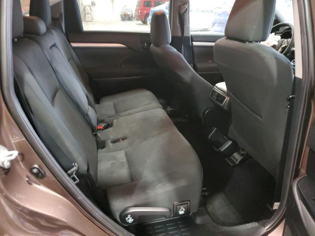 Photo 11 from auction – 2019 TOYOTA HIGHLANDER with VIN 5TDZARFH8KS055026