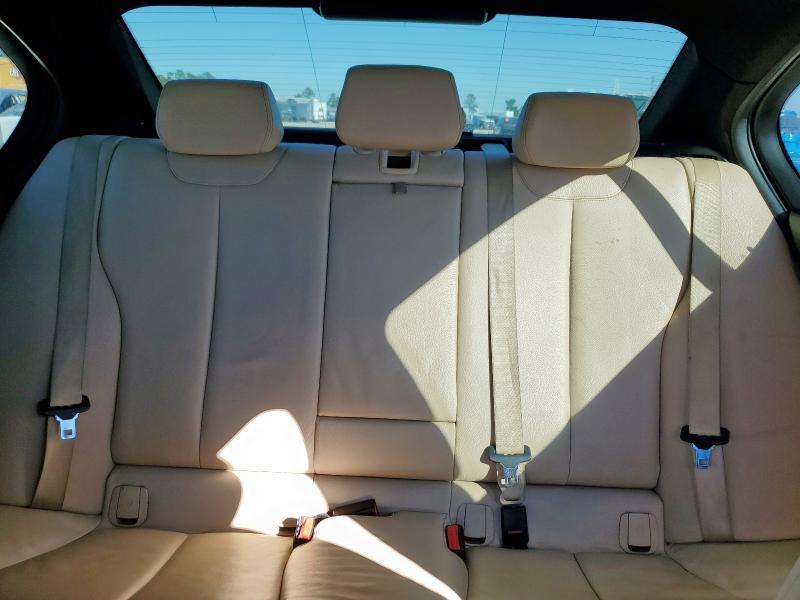 Photo 10 from auction – 2018 BMW 330 I with VIN WBA8B9G59JNU98137