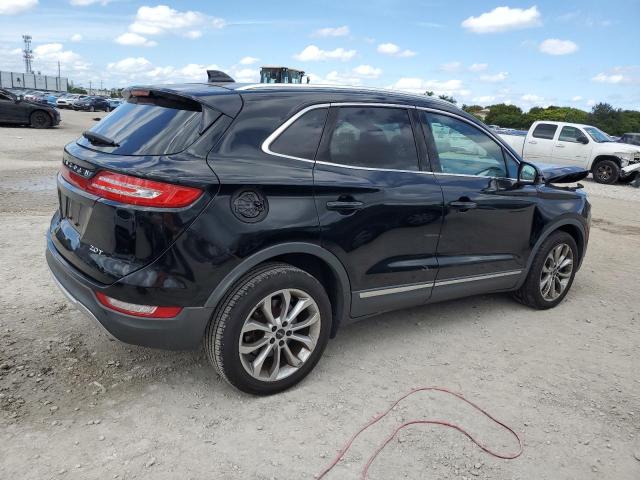 Photo 3 from auction – 2017 LINCOLN MKC SELECT with VIN 5LMCJ2C95HUL03384
