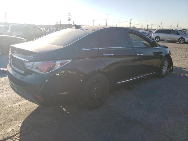 Photo 3 from auction – 2012 HYUNDAI SONATA HYB with VIN KMHEC4A45CA020681
