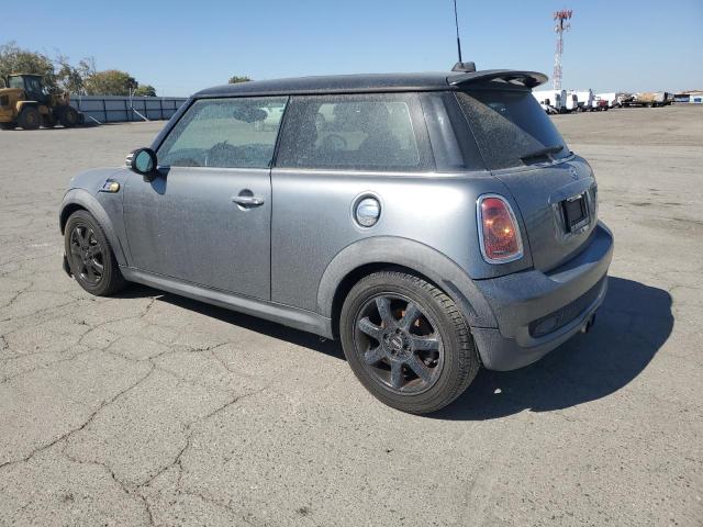 Фото 2 с аукциона – 2010 MINI COOPER S с VIN WMWMF7C5XATZ72833