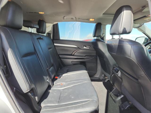 Photo 11 from auction – 2017 TOYOTA HIGHLANDER with VIN 5TDJZRFH8HS423316