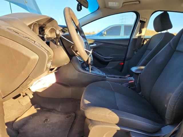 Foto 7 de la subasta – 2017 FORD FOCUS SE con VIN 1FADP3K20HL217948