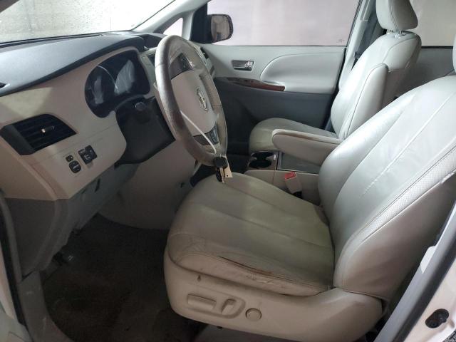 Photo 7 from auction – 2011 TOYOTA SIENNA XLE with VIN 5TDYK3DCXBS081186