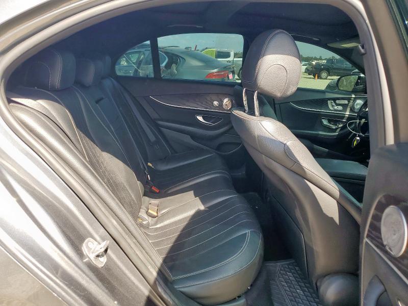 Photo 10 from auction – 2017 MERCEDES-BENZ E 300 with VIN WDDZF4JB2HA207949