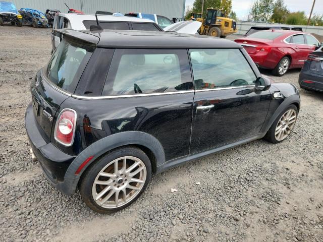 Photo 3 from auction – 2012 MINI COOPER S with VIN WMWSV3C53CTY28384