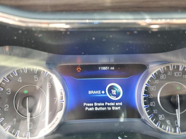 Foto 9 de la subasta – 2015 CHRYSLER 200 C con VIN 1C3CCCCG4FN572395