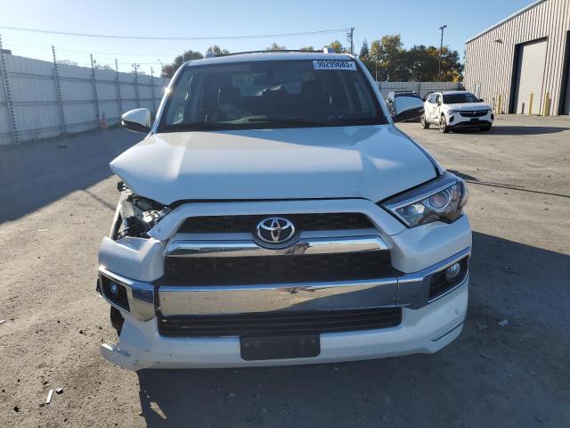 Photo 5 from auction – 2017 TOYOTA 4RUNNER SR with VIN JTEBU5JRXH5458128