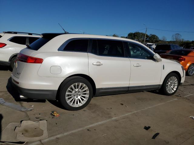 Photo 3 from auction – 2010 LINCOLN MKT with VIN 2LMHJ5FR5ABJ17849