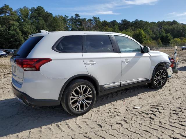 Photo 3 from auction – 2017 MITSUBISHI OUTLANDER SE with VIN JA4AD3A30HZ022682