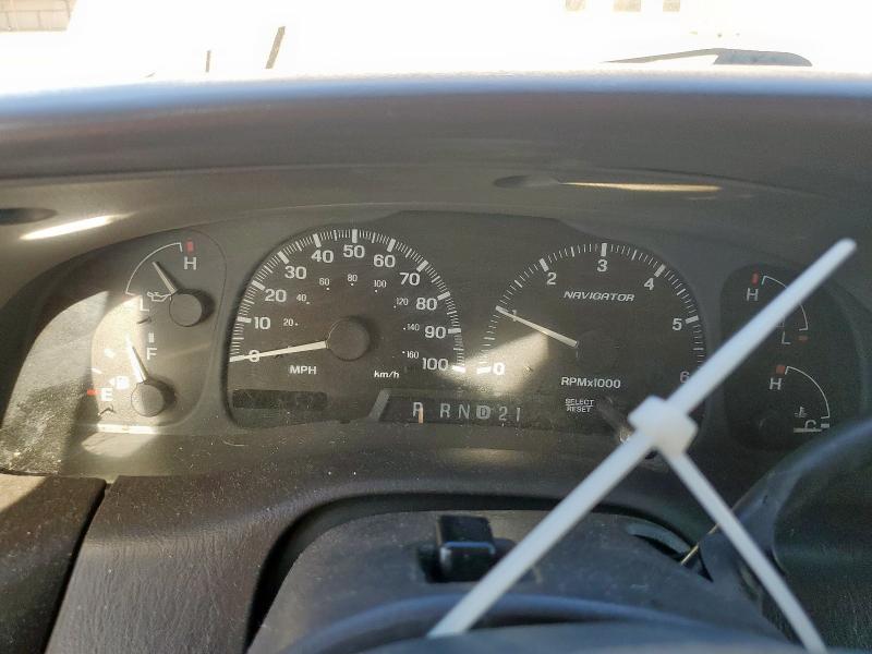 Photo 9 from auction – 2000 LINCOLN NAVIGATOR with VIN 5LMRU27A7YLJ14473