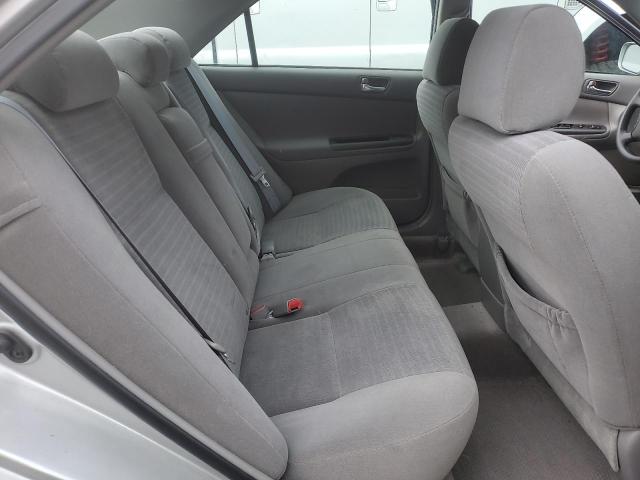 Photo 10 from auction – 2005 TOYOTA CAMRY LE with VIN 4T1BE32K45U406689