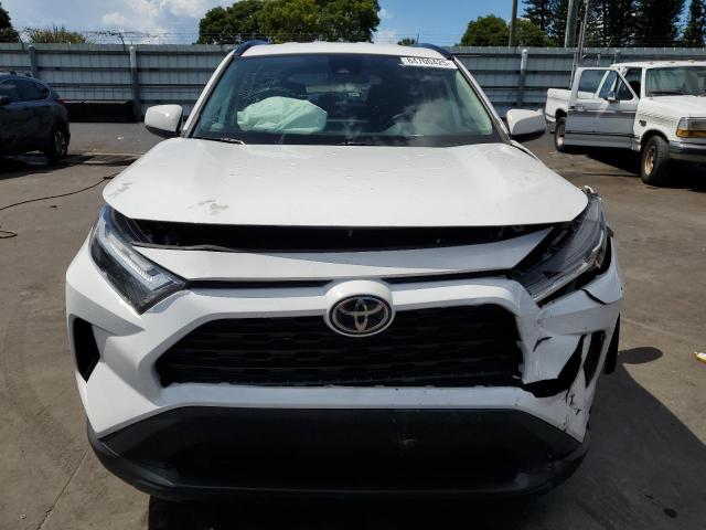 Photo 5 from auction – 2022 TOYOTA RAV4 XLE with VIN 2T3W1RFV2NW219611