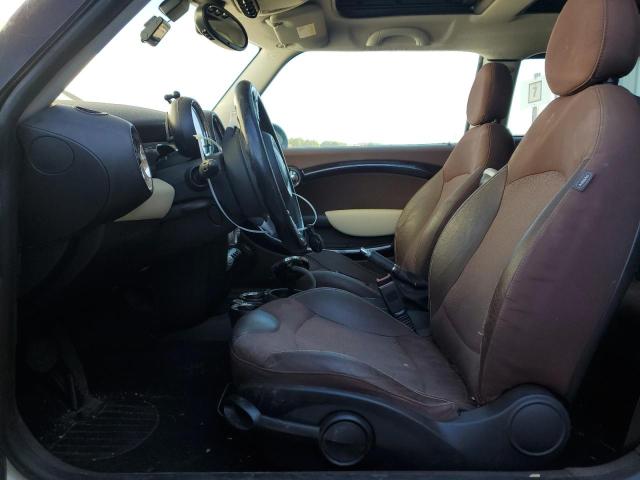 Photo 7 from auction – 2009 MINI COOPER CLU with VIN WMWML33579TN69485