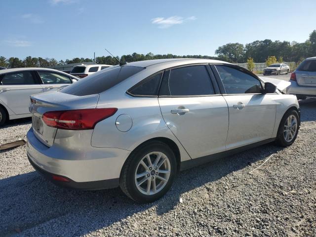 Foto 3 de la subasta – 2018 FORD FOCUS SE con VIN 1FADP3F25JL264571