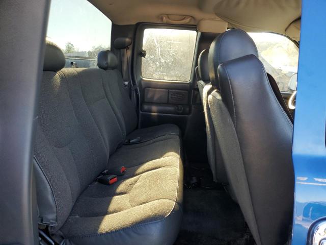 Photo 10 from auction – 2004 CHEVROLET SILVERADO K1500 with VIN 2GCEK19T541318953