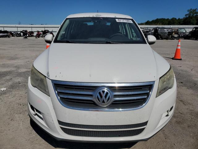 Photo 5 from auction – 2011 VOLKSWAGEN TIGUAN S with VIN WVGAV7AX8BW525930