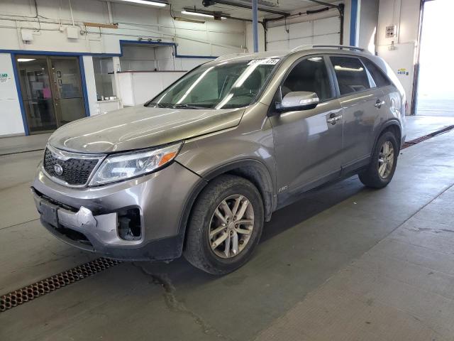 KIA SORENTO LX 2015 with VIN 5XYKTDA65FG655817 - Photo from auction