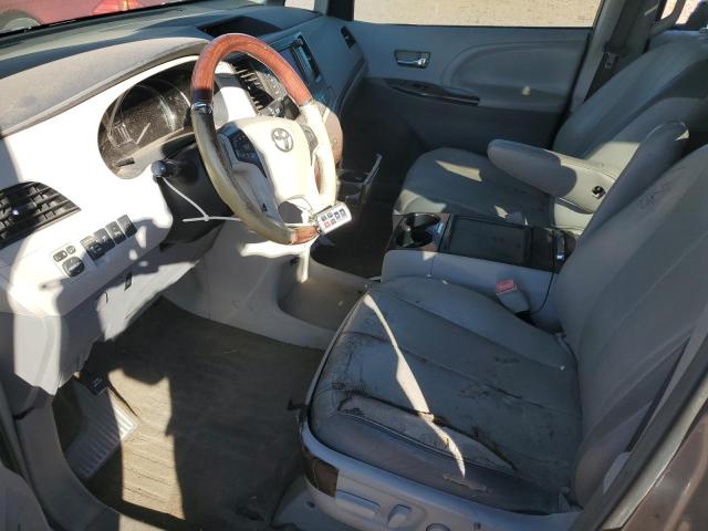 Photo 7 from auction – 2012 TOYOTA SIENNA XLE with VIN 5TDYK3DC5CS241833