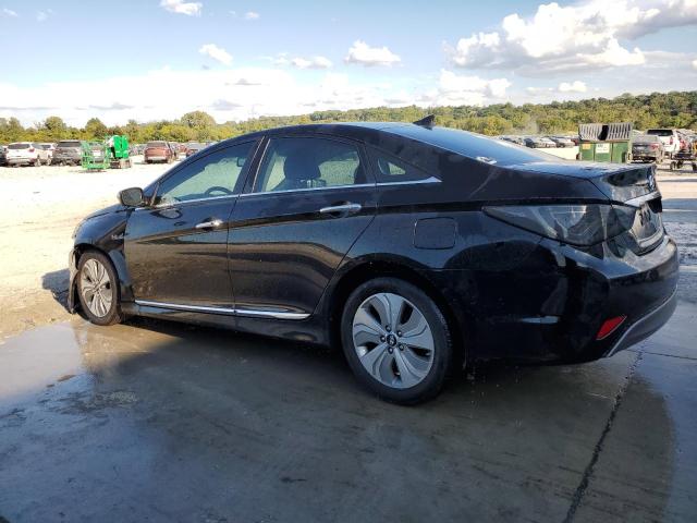 Photo 2 from auction – 2013 HYUNDAI SONATA HYB with VIN KMHEC4A45DA071793