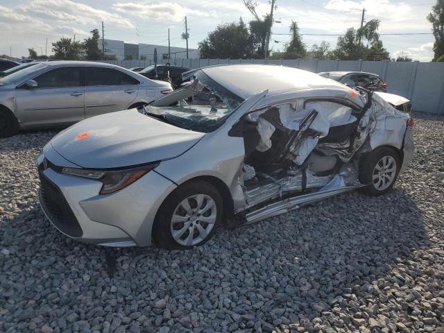 TOYOTA COROLLA LE 2021 with VIN JTDEPMAE5MJ135221 - Photo from auction