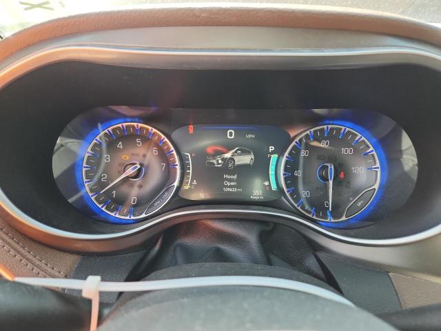 Photo 9 from auction – 2017 CHRYSLER PACIFICA L with VIN 2C4RC1GG0HR559640