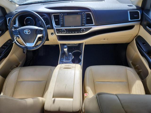 Photo 8 from auction – 2015 TOYOTA HIGHLANDER with VIN 5TDJKRFH0FS180165