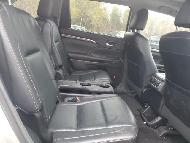 Photo 11 from auction – 2016 TOYOTA HIGHLANDER with VIN 5TDDKRFH6GS250427