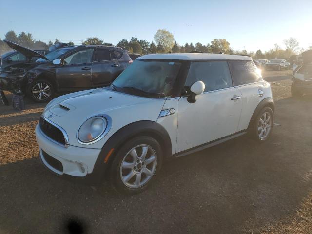 MINI COOPER S 2009 with VIN WMWMF735X9TT96611 - Photo from auction