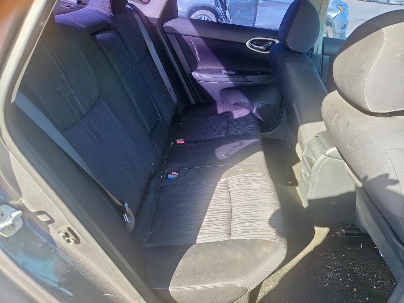 Photo 10 from auction – 2016 NISSAN SENTRA S with VIN 3N1AB7AP3GL655868