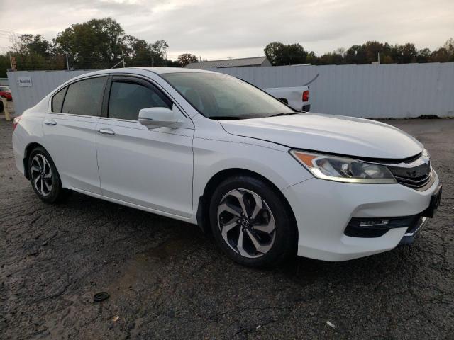 Photo 4 from auction – 2016 HONDA ACCORD EXL with VIN 1HGCR2F88GA044796