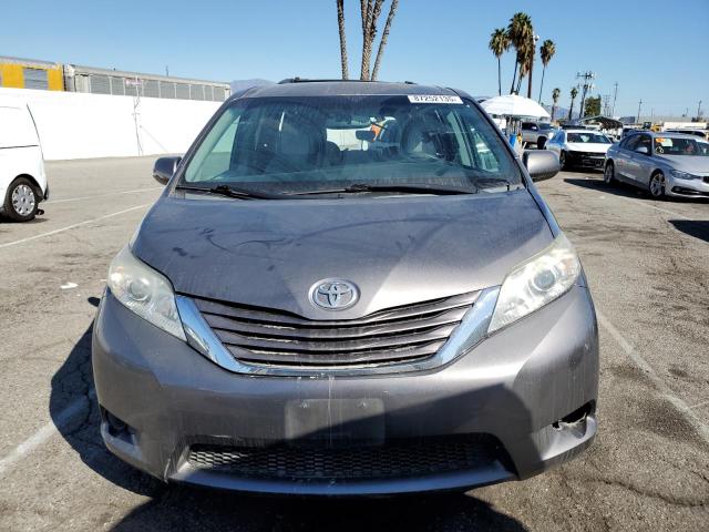Photo 5 from auction – 2015 TOYOTA SIENNA LE with VIN 5TDKK3DC8FS643145