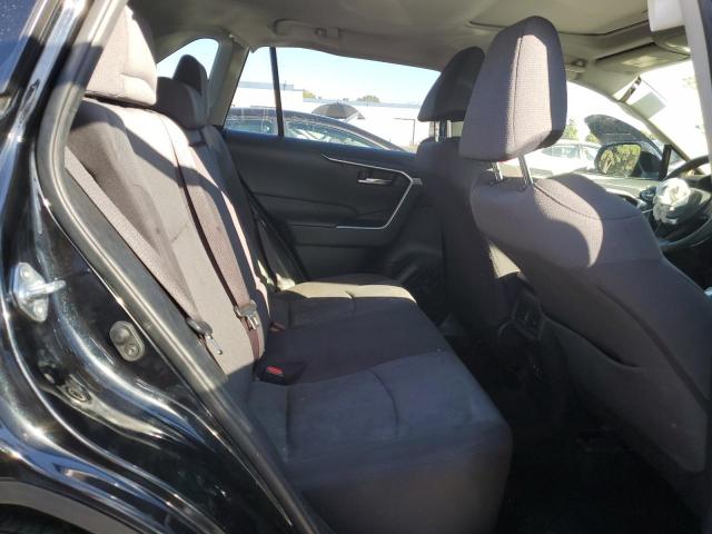 Photo 11 from auction – 2019 TOYOTA RAV4 XLE with VIN JTMP1RFV4KD008424