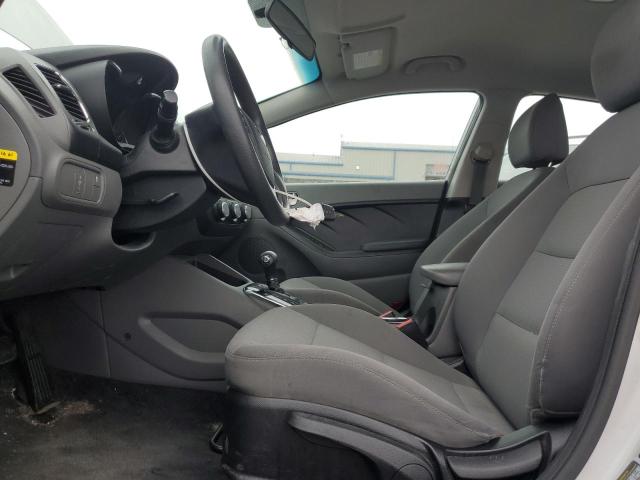 Photo 7 from auction – 2018 KIA FORTE LX with VIN 3KPFK4A76JE244042