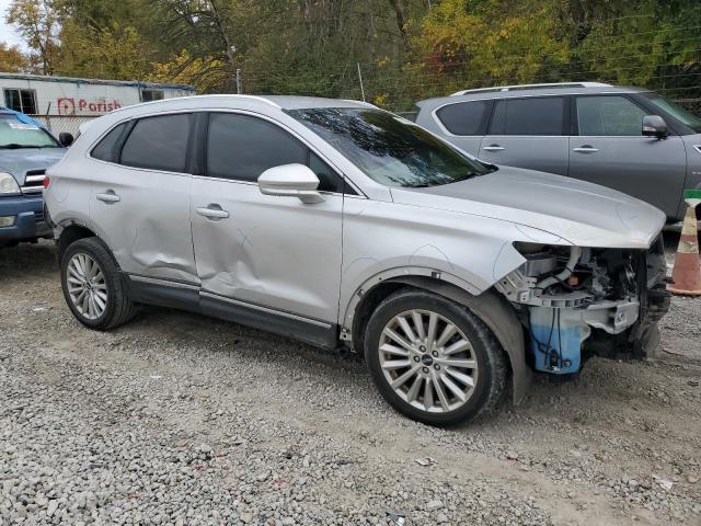 Photo 4 from auction – 2019 LINCOLN MKC with VIN 5LMCJ1C99KUL43873