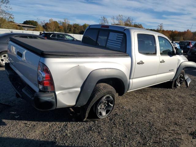 Photo 3 from auction – 2011 TOYOTA TACOMA DOU with VIN 3TMLU4EN6BM064329