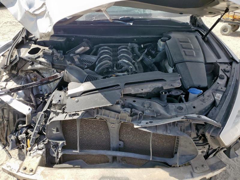 Фото 11 с аукциона – 2015 KIA K900 с VIN KNALW4D44F6017094