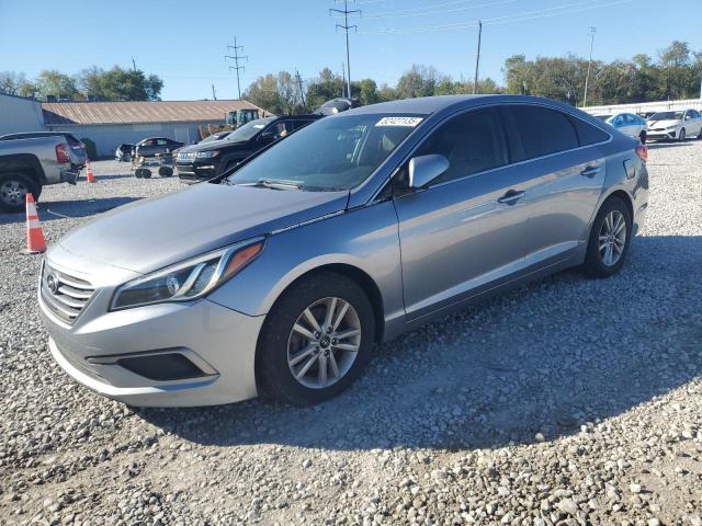 HYUNDAI SONATA SE 2016 with VIN 5NPE24AF9GH407547 - Photo from auction