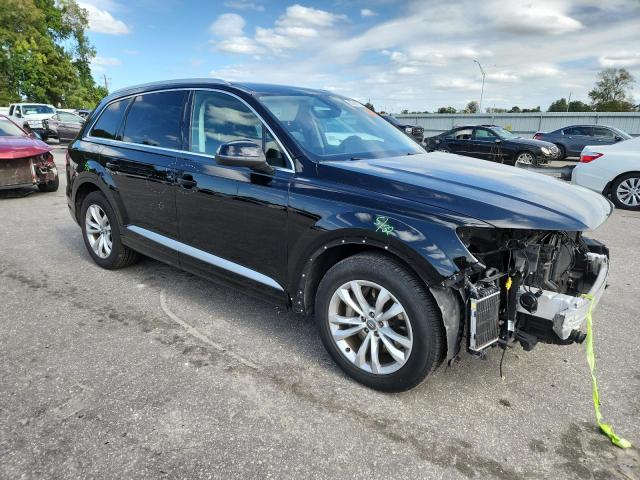 Photo 4 from auction – 2019 AUDI Q7 PREMIUM with VIN WA1LAAF72KD046827