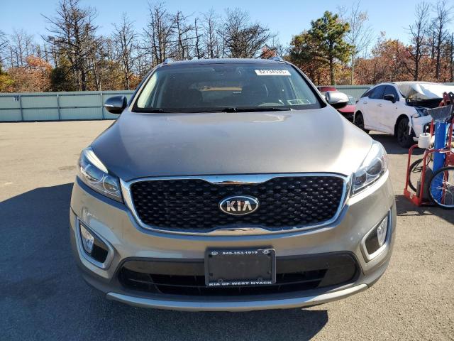 Photo 5 from auction – 2016 KIA SORENTO EX with VIN 5XYPHDA56GG124710
