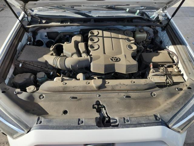 Photo 12 from auction – 2018 TOYOTA 4RUNNER SR with VIN JTEBU5JR9J5548439