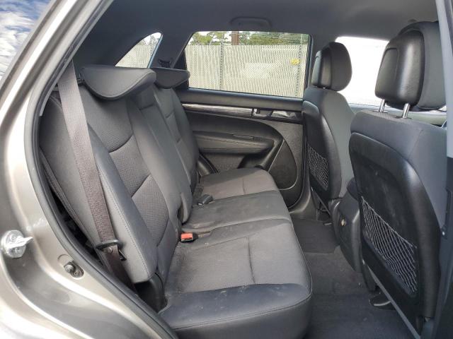 Photo 11 from auction – 2013 KIA SORENTO LX with VIN 5XYKTCA67DG325751