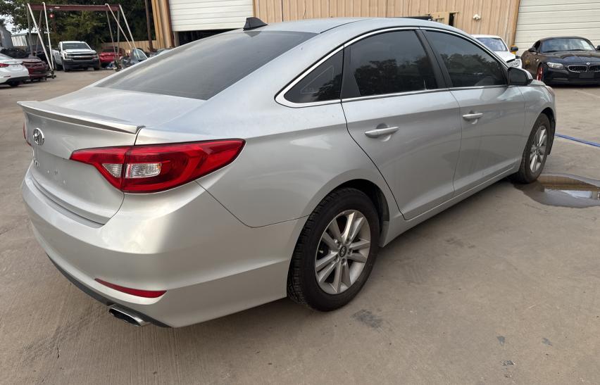 Photo 4 from auction – 2016 HYUNDAI SONATA SE with VIN 5NPE24AF9GH346779