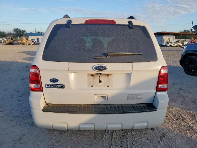 Photo 6 from auction – 2011 FORD ESCAPE XLT with VIN 1FMCU0D77BKC62755