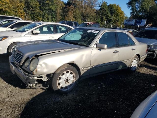 MERCEDES-BENZ E 320 1999 with VIN WDBJF65H2XA793115 - Photo from auction