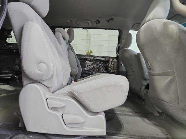 Photo 11 from auction – 2011 TOYOTA SIENNA LE with VIN 5TDKK3DC1BS011078